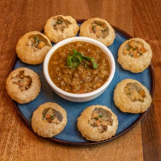 Fulki (Warmed Spiced Panipuri)
